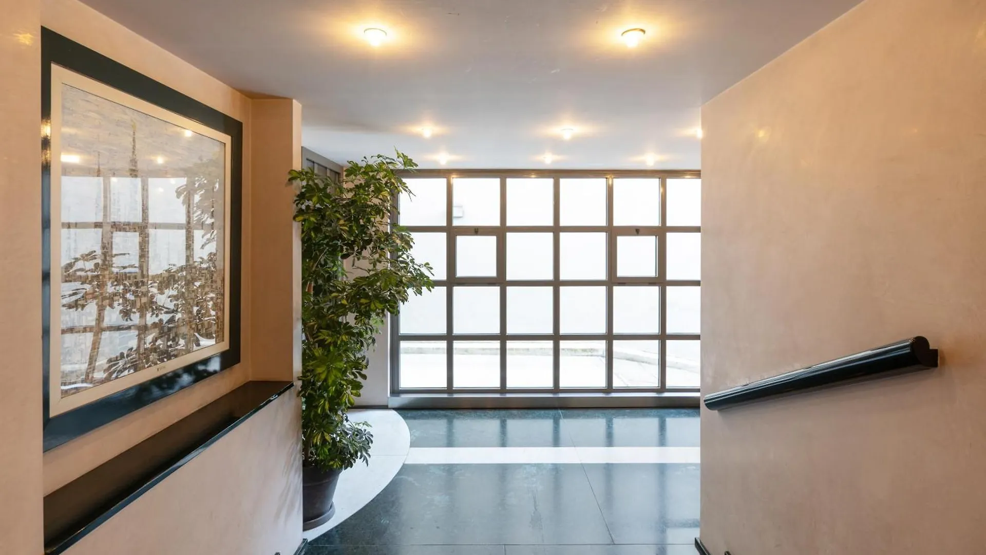 Apartamento Ampio Bilocale Repubblica - Mirable Pm Milán 0*,  Italia