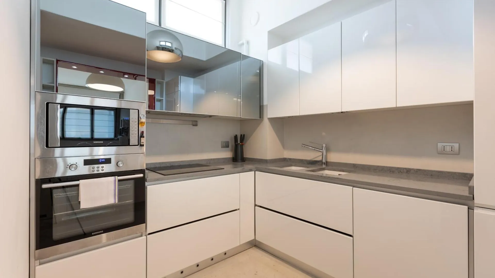 Apartamento Ampio Bilocale Repubblica - Mirable Pm Milán